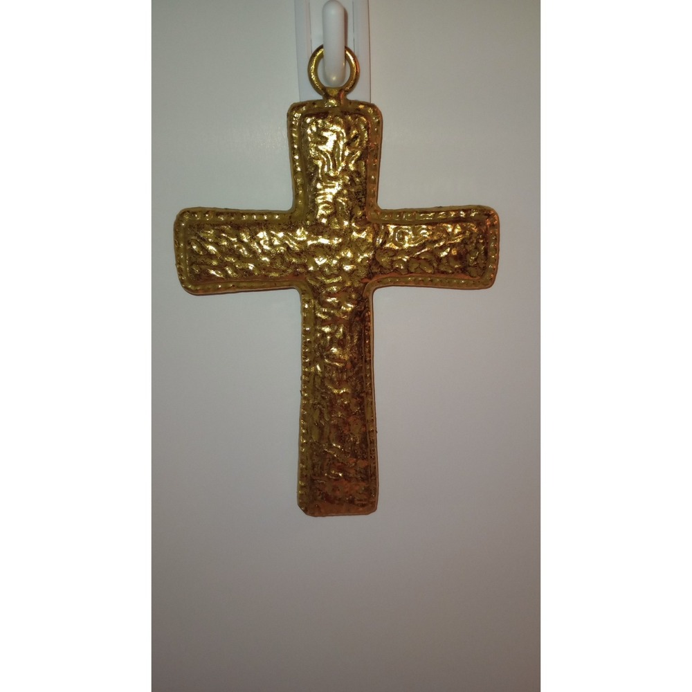 Gold Color Metal Hanging Wall Cross Decor CHRISTIAN/RELIGIOUS